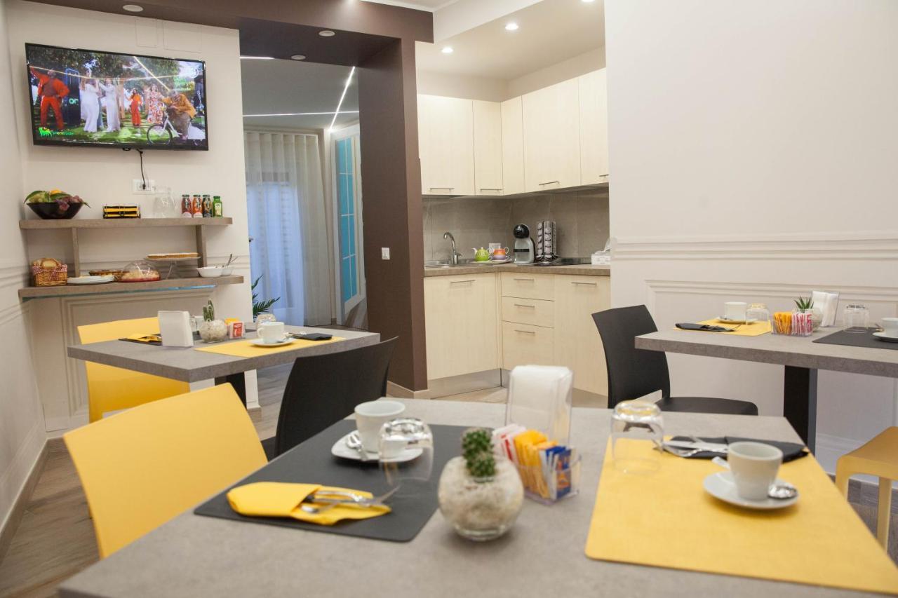 B&B Morelli Home Cosenza Bagian luar foto