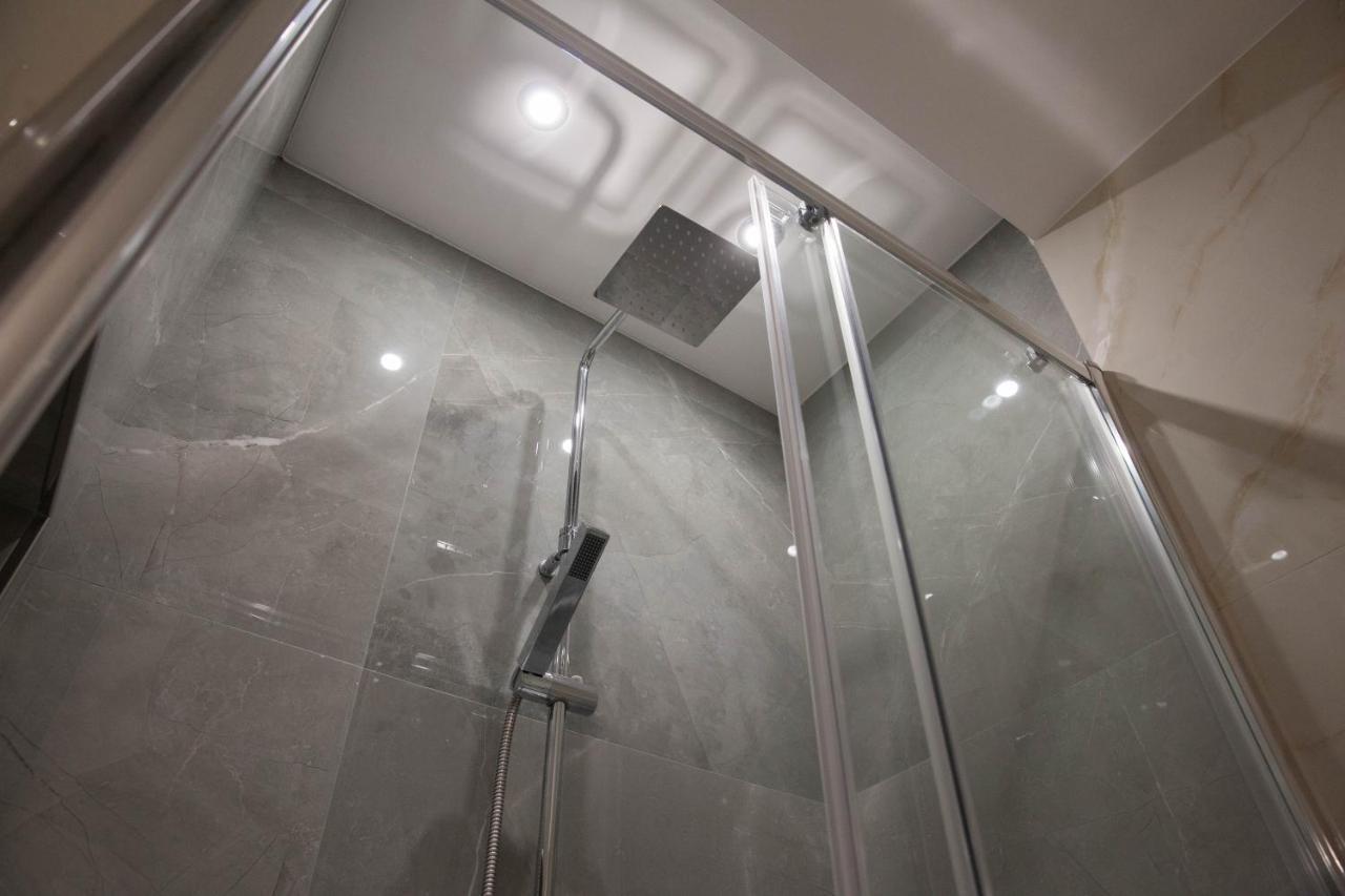 B&B Morelli Home Cosenza Bagian luar foto